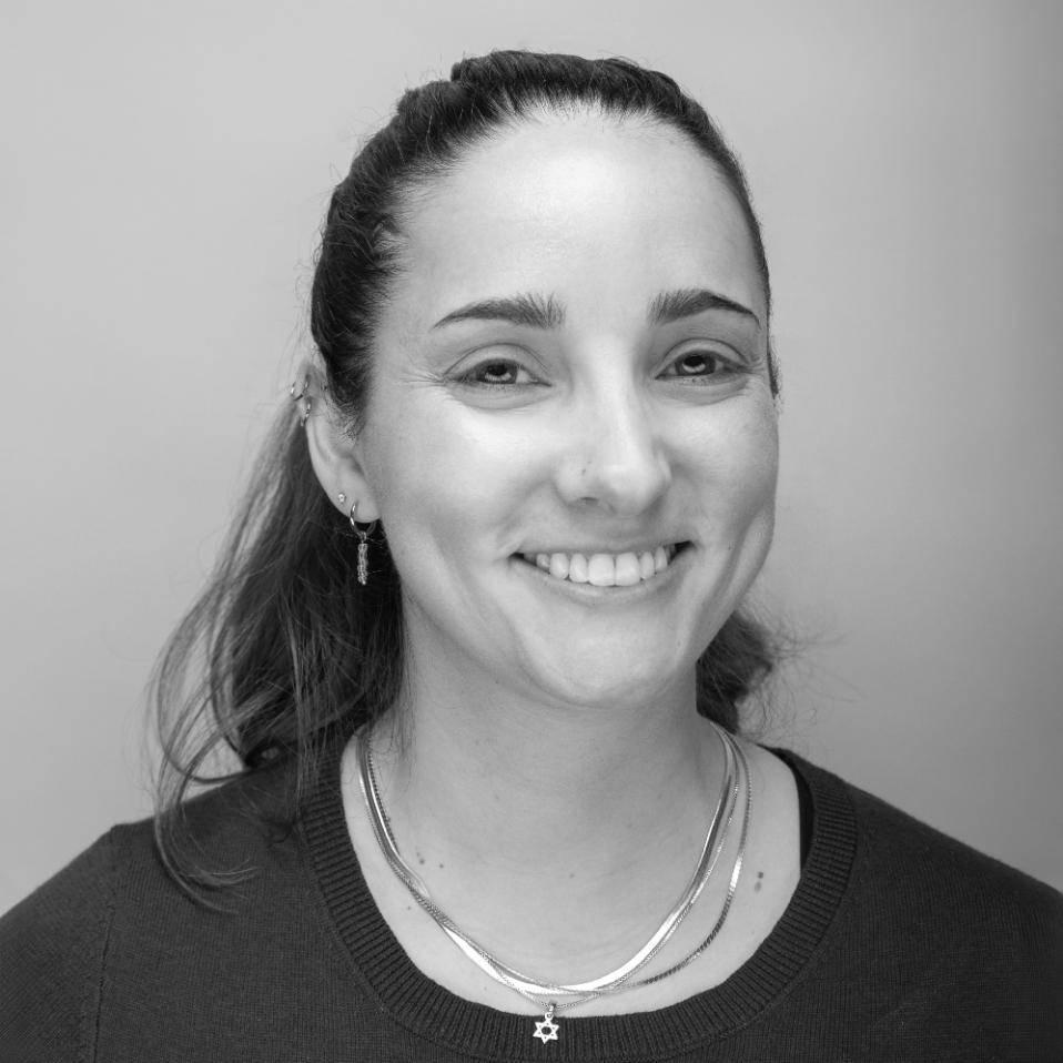 Headshot of Amanda Minsky