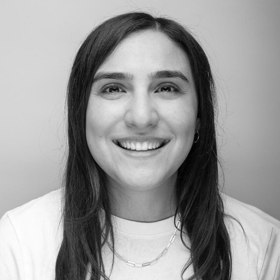 Headshot of Desiree Neissani